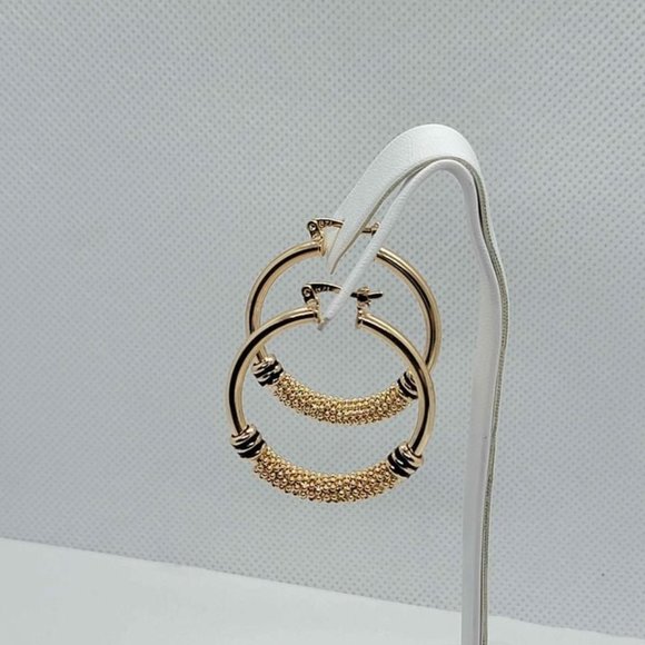 Jewelry - Brazilian 18k Gold Filled Beaded black strips Earrings